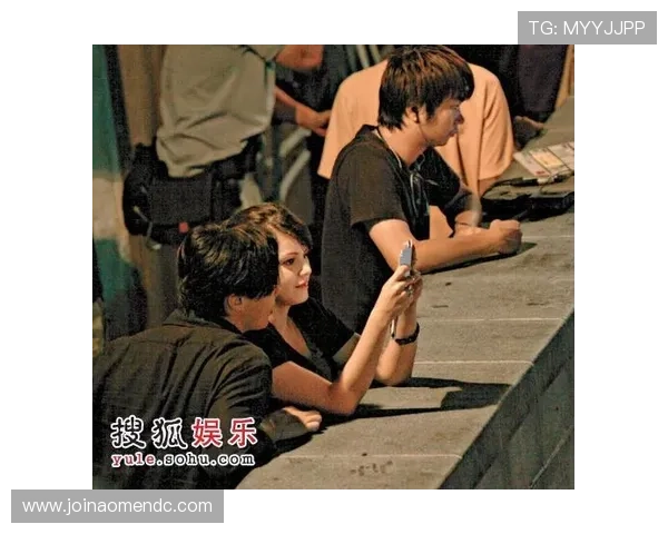 澳门兰桂坊娱乐场提供顶级的现场表演和精彩的娱乐活动带来震撼的夜间体验